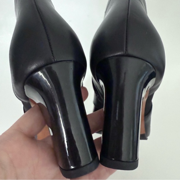 EUC Aquatalia Black Leather Ankle Booties Pointed Toe Italy - Picture 8 of 14